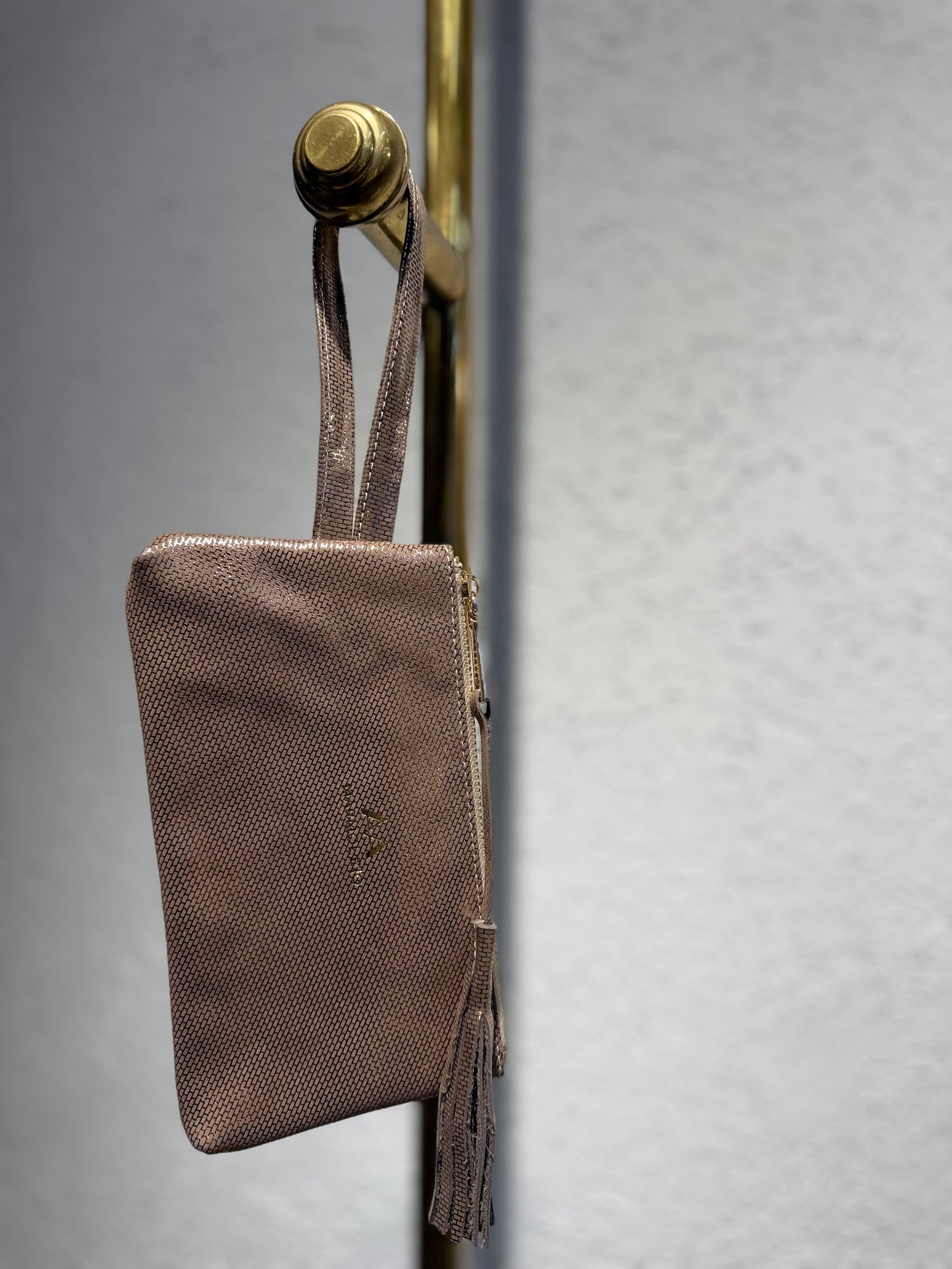CLUTCH MINI SANTORINI LUNA