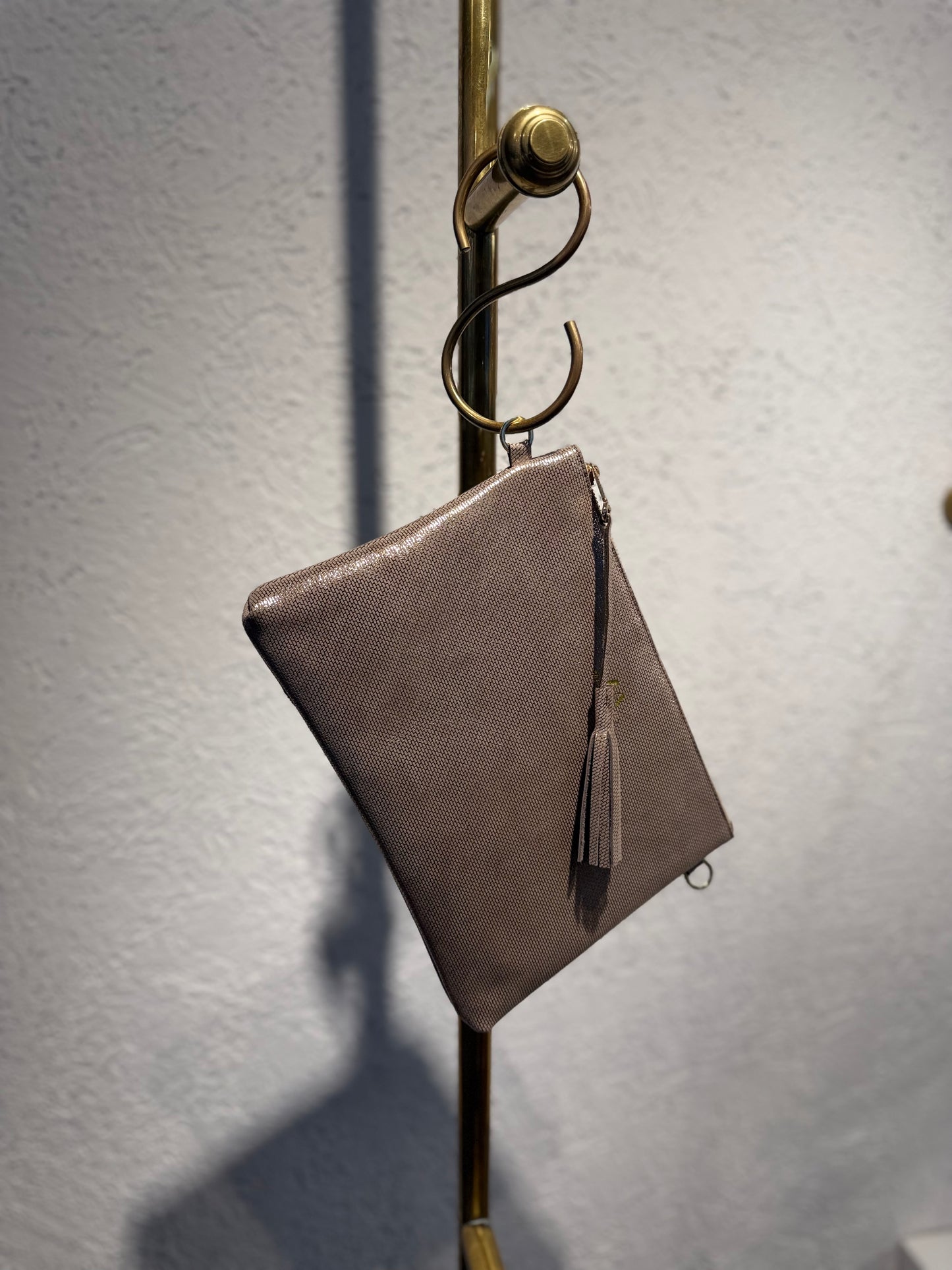 CLUTCH GRANDE SANTORINI LUNA