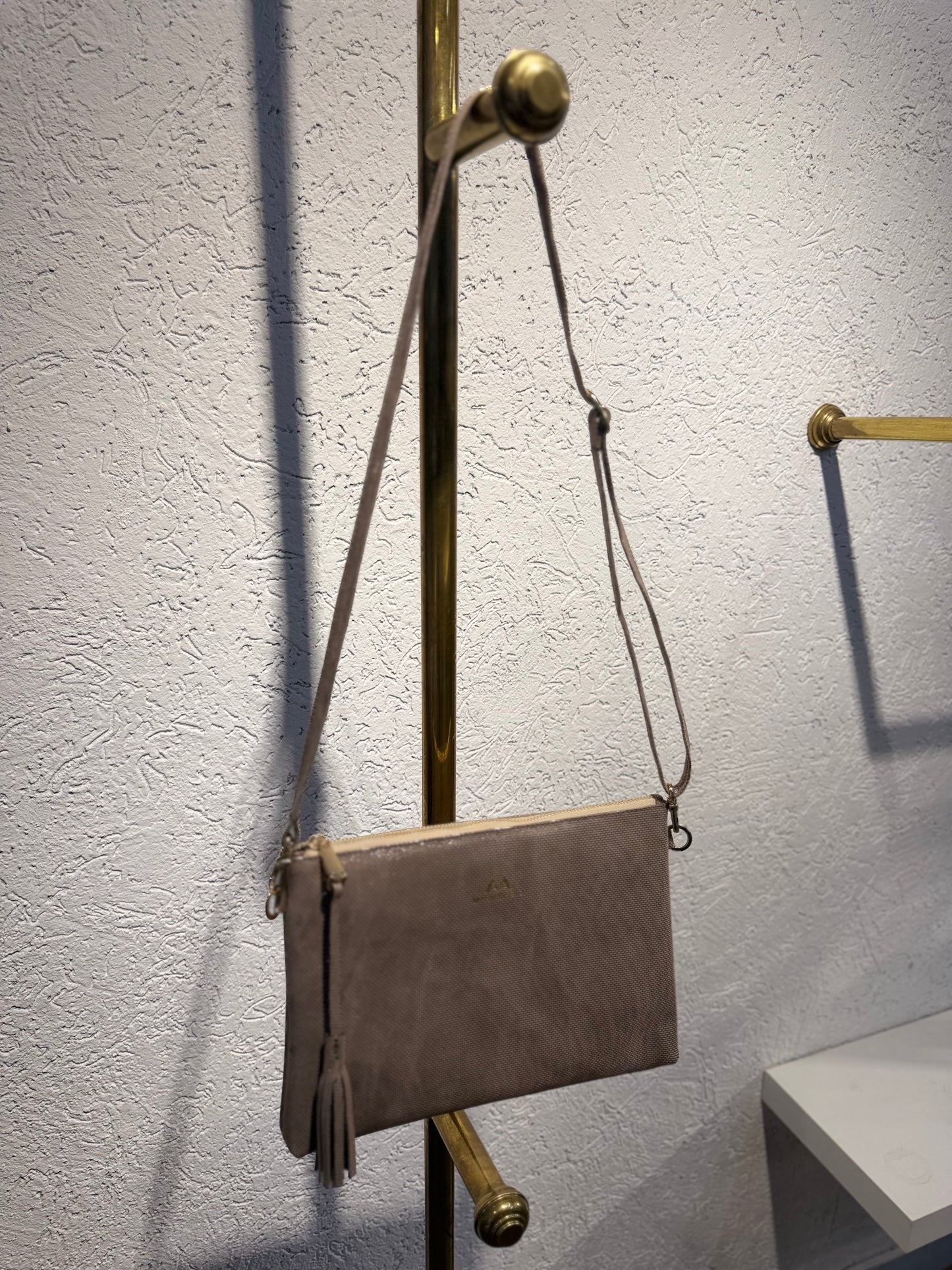 CLUTCH GRANDE SANTORINI LUNA