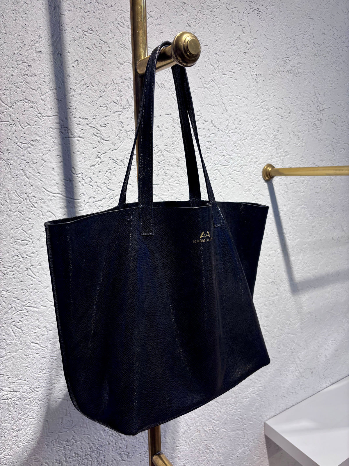 SHOPPING BAG MEDIANO FAUNA NEGRO