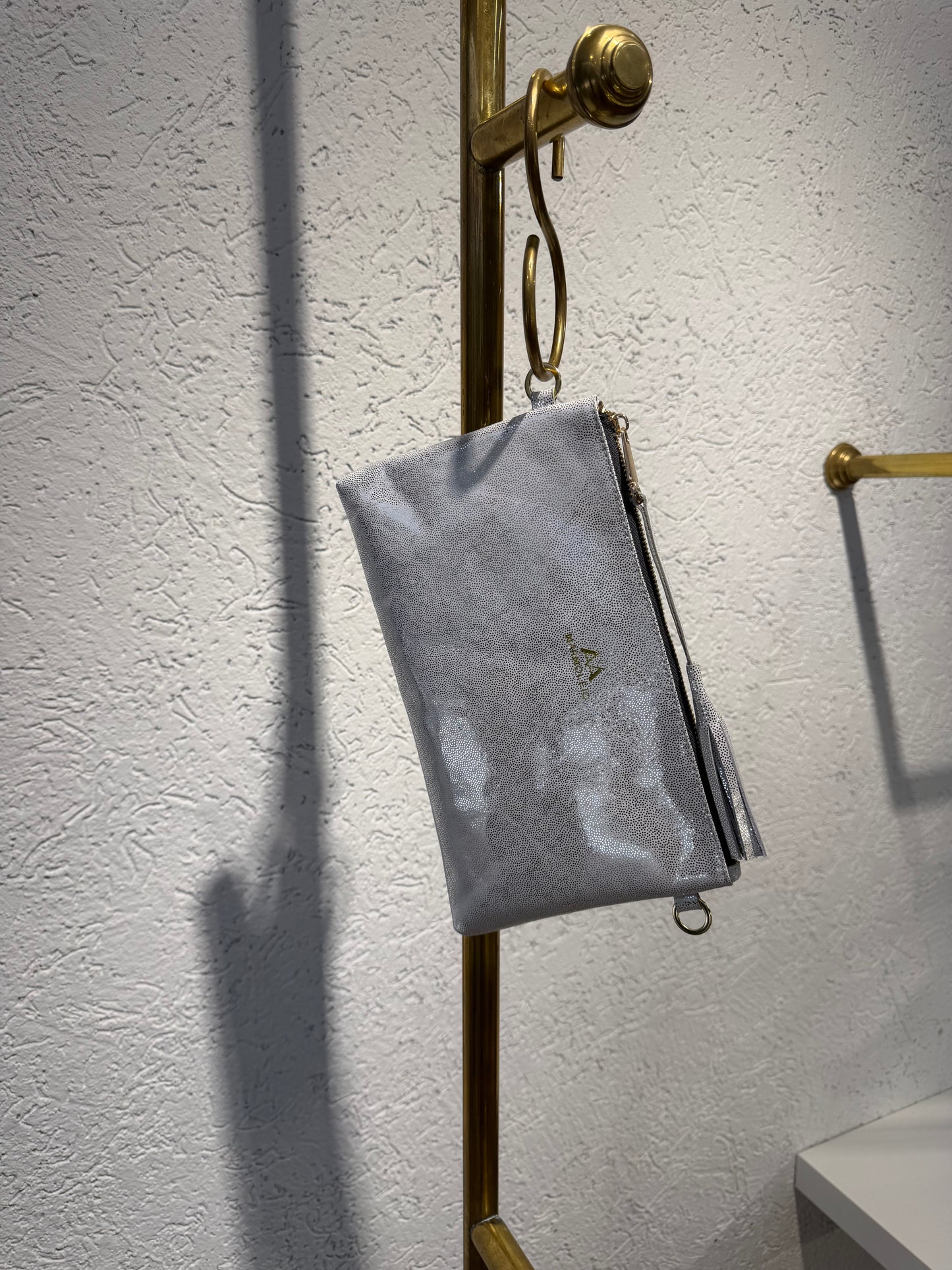 CLUTCH GRANDE MADONA PLATA